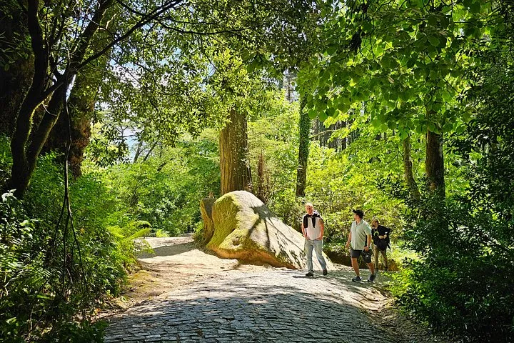 Sintra & Cascais Day Tour with Pena Palace tour and Gardens Walk, photo 10