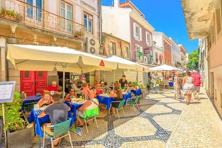 Sintra, Pena Palace, Quinta da Regaleira & Cascais Group Tour, photo 12