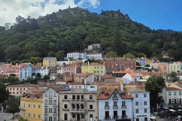 Sintra Private Tour with Tickets: Pena Palace & Moorish Castle, photo 16