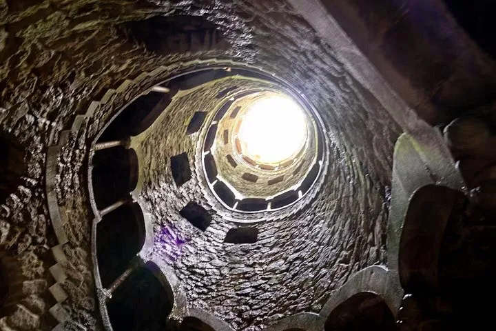Quinta da Regaleira well