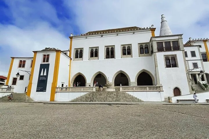 Sintra Private Tour with Tickets: Pena Palace & Moorish Castle, photo 18