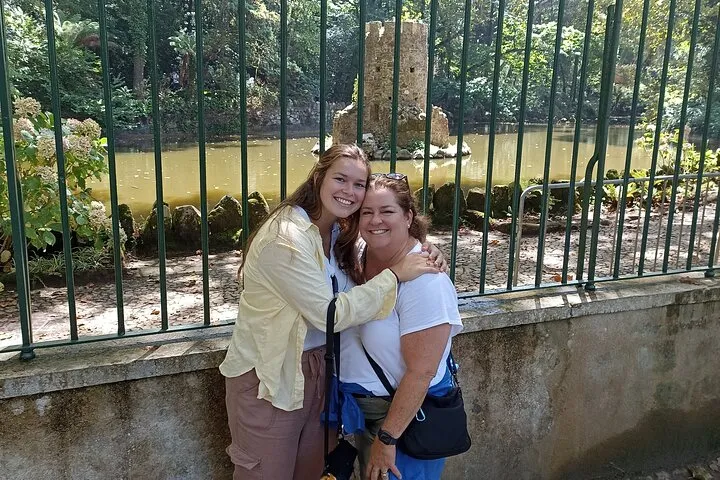 Two to three hours, six monuments, a queijada, photo 2