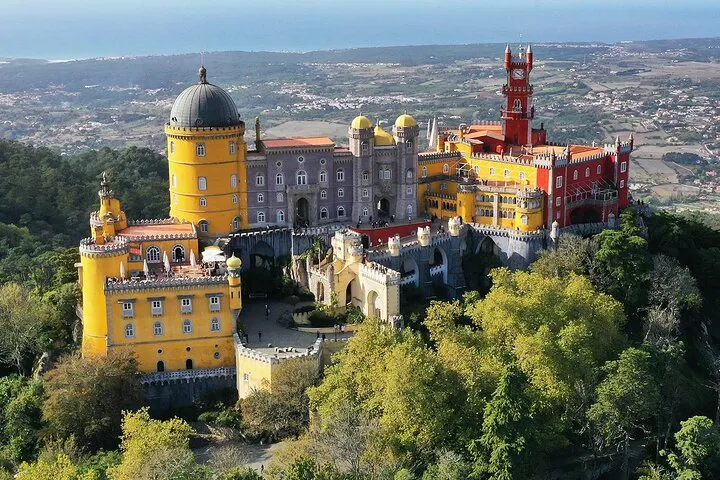 Ten hours, Regaleira inside, Colares for lunch, photo 2