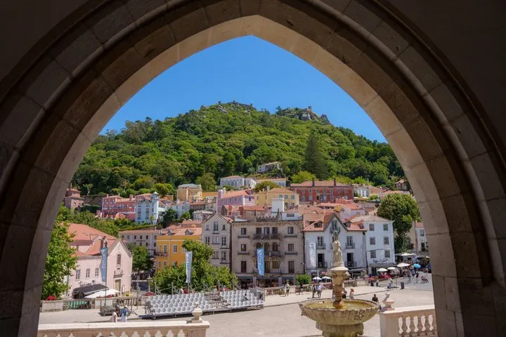 Half-Day Sintra and Pena Palace Tour from Lisbon- Expert Guide, photo 2