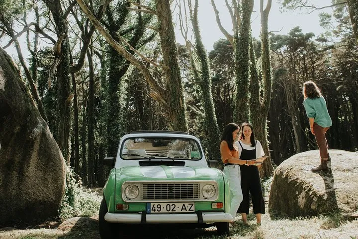 Private Sintra Tour Palaces and Coast by Vintage Car or Jeep, photo 28