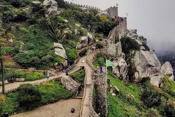 Sintra Private Tour with Tickets: Pena Palace & Moorish Castle, photo 29