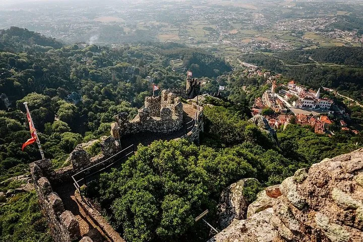 The only shared tour that walks the castle, photo 3