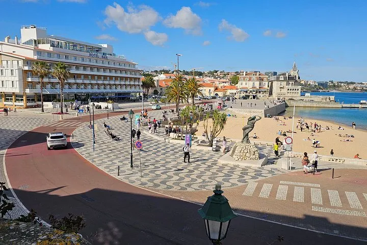 Sintra & Cascais Day Tour with Pena Palace tour and Gardens Walk, photo 32