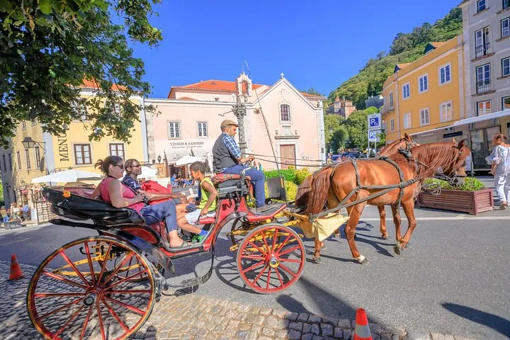Small Group Tour to Sintra, Pena Palace, Cabo Roca and Cascais, photo 4