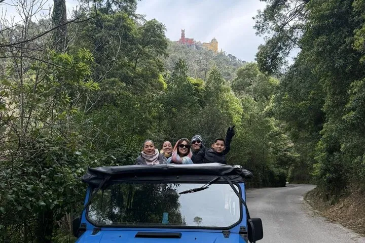 Sintra & Cascais: Private Full-Day Adventure in a Classic 4x4, photo 4