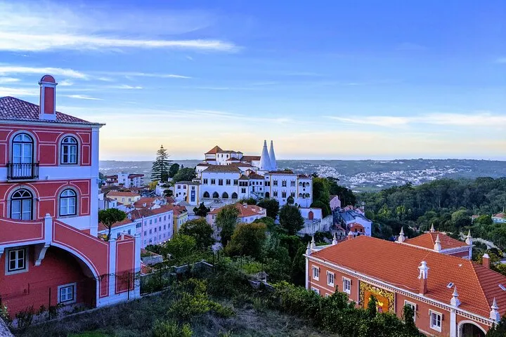 Private Sintra Tour Palaces and Coast by Vintage Car or Jeep, photo 5