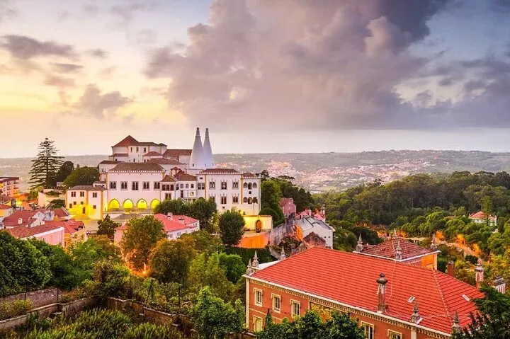 Sintra Private Tour with Tickets: Pena Palace & Moorish Castle, photo 5