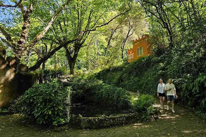 Sintra & Cascais Day Tour with Pena Palace tour and Gardens Walk, photo 7