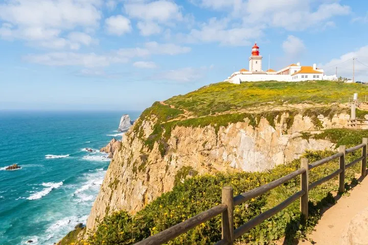 Small-Group Sintra, Pena, Regaleira & Cascais with Tickets, photo 8